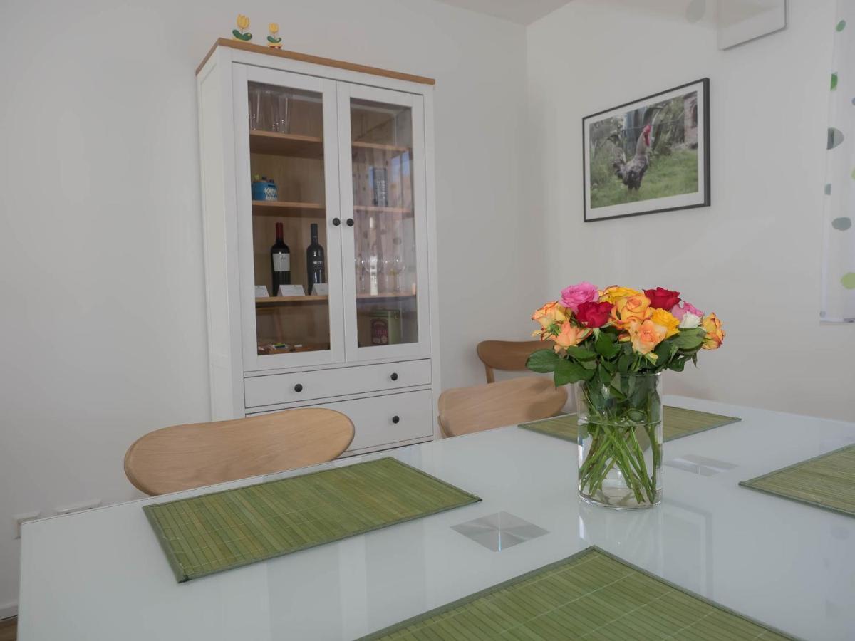 16Lilien Apartmentwohnung Waiblingen  Ngoại thất bức ảnh