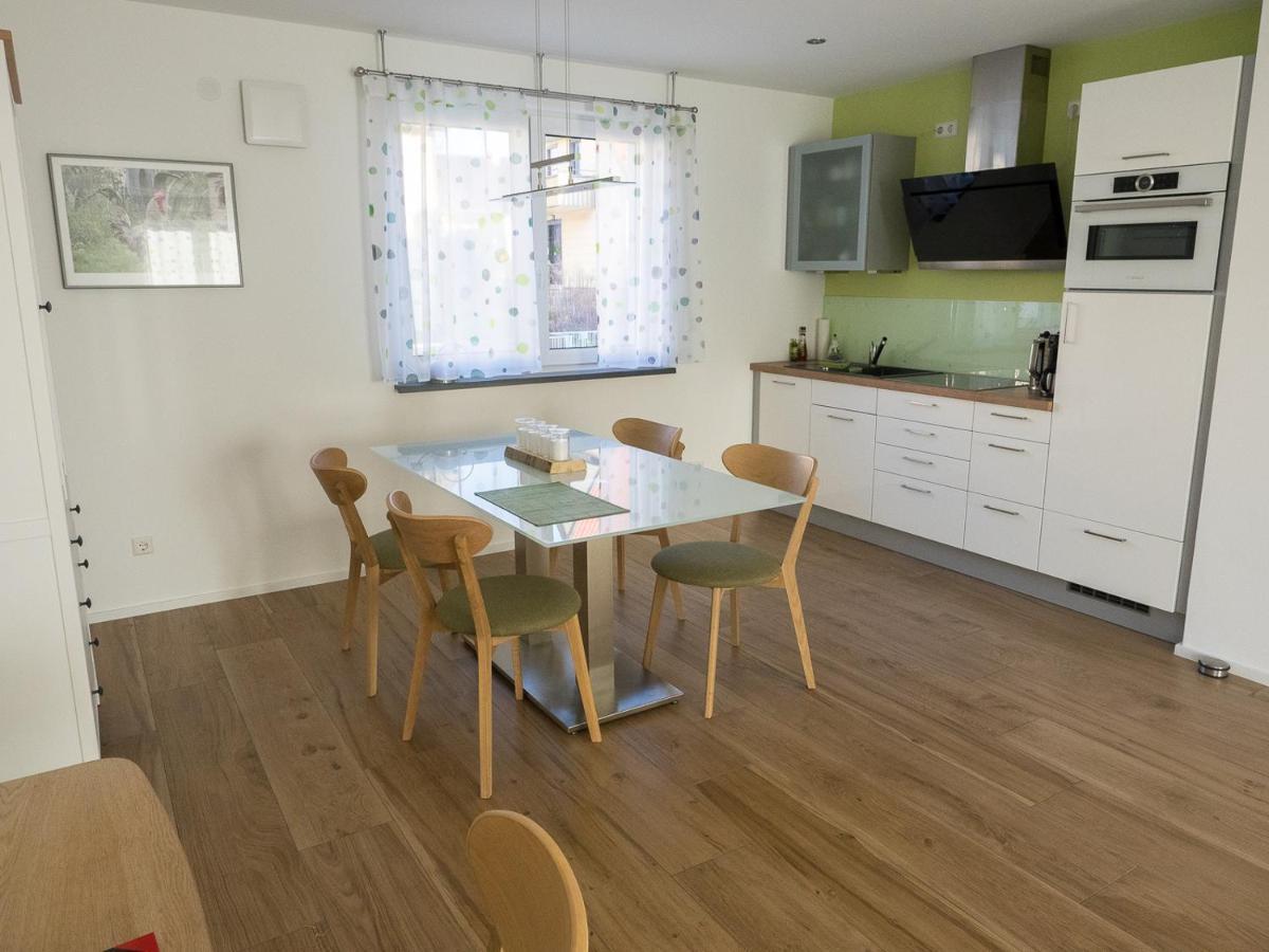 16Lilien Apartmentwohnung Waiblingen  Ngoại thất bức ảnh