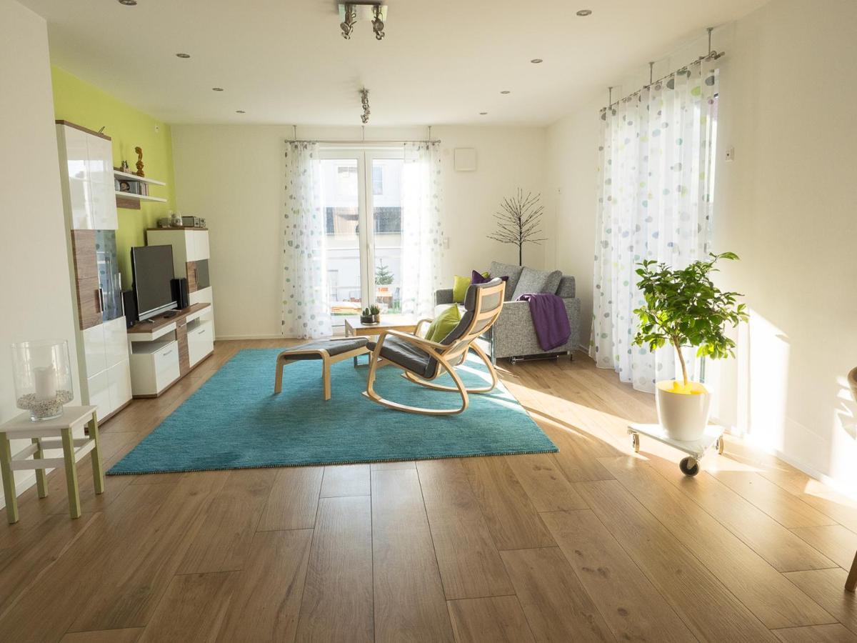 16Lilien Apartmentwohnung Waiblingen  Ngoại thất bức ảnh