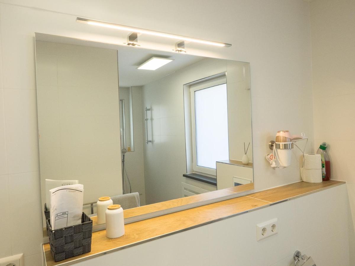 16Lilien Apartmentwohnung Waiblingen  Ngoại thất bức ảnh